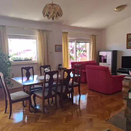 Apartmanimare Апартаменти Макарська